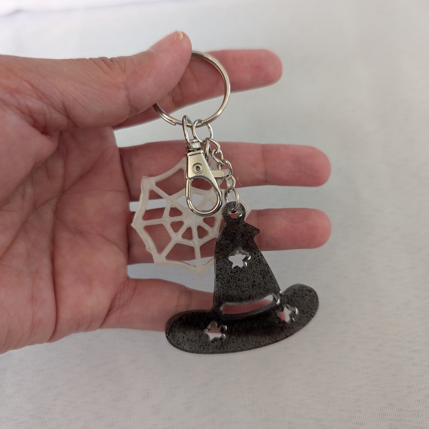 Keychain - Resin witch hat and spider web