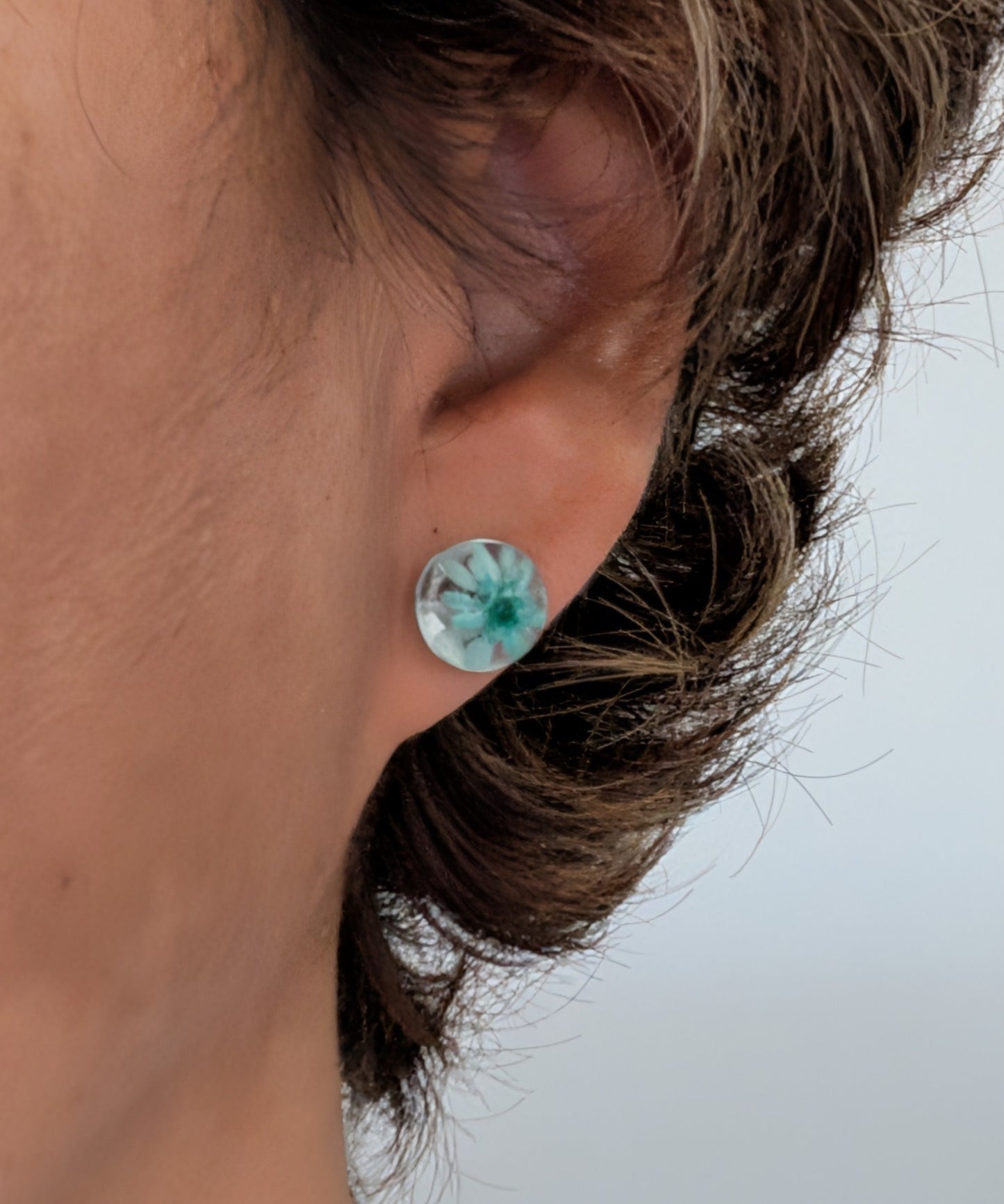 Earrings - Dried flowers Resin studs