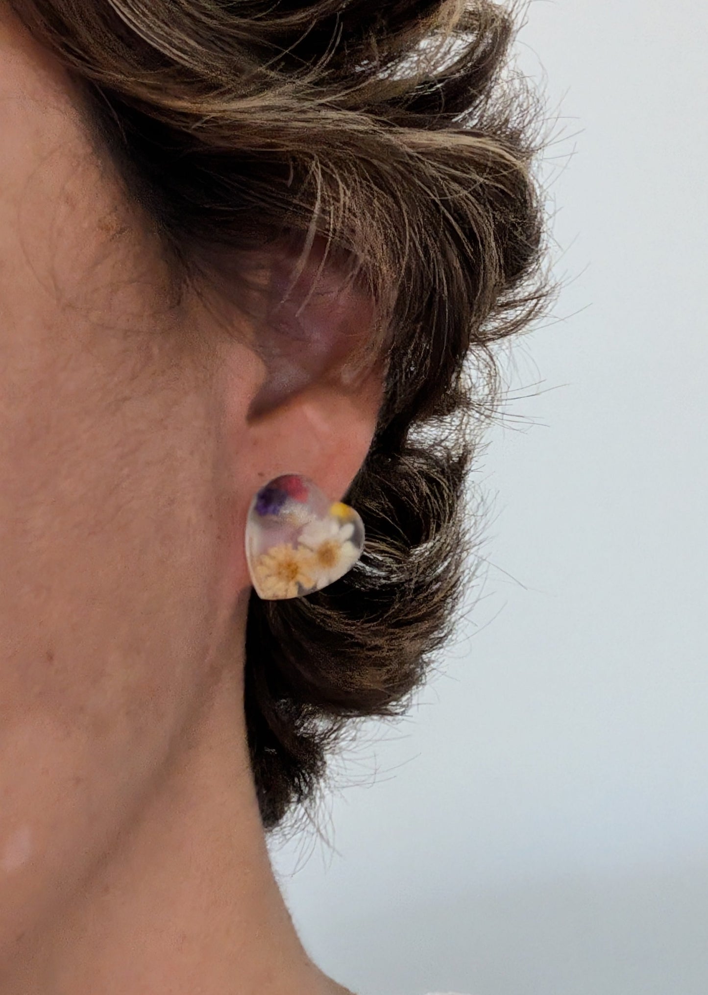 Earrings - 3D Dried flowers Resin on post