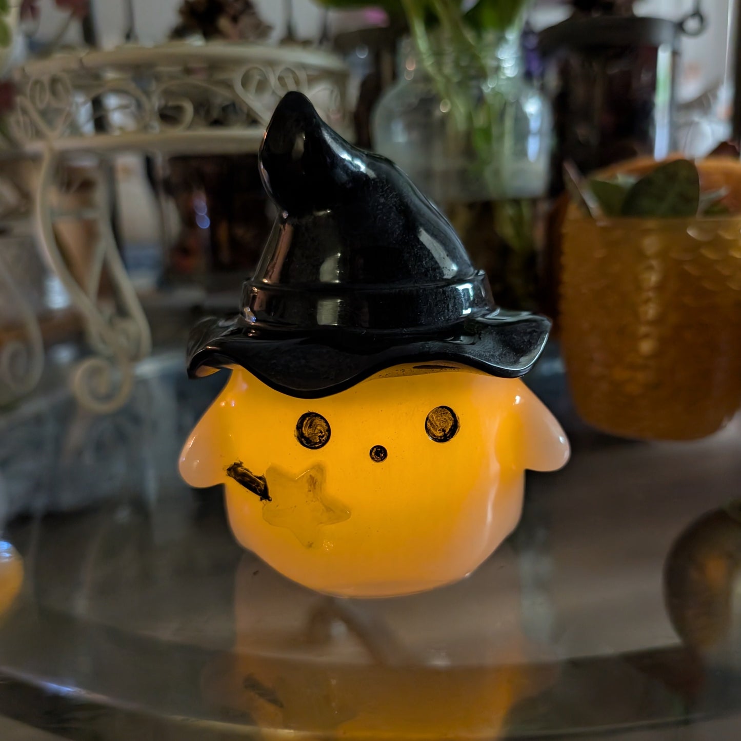 Knickknack - Resin ghost trinket with hat lid