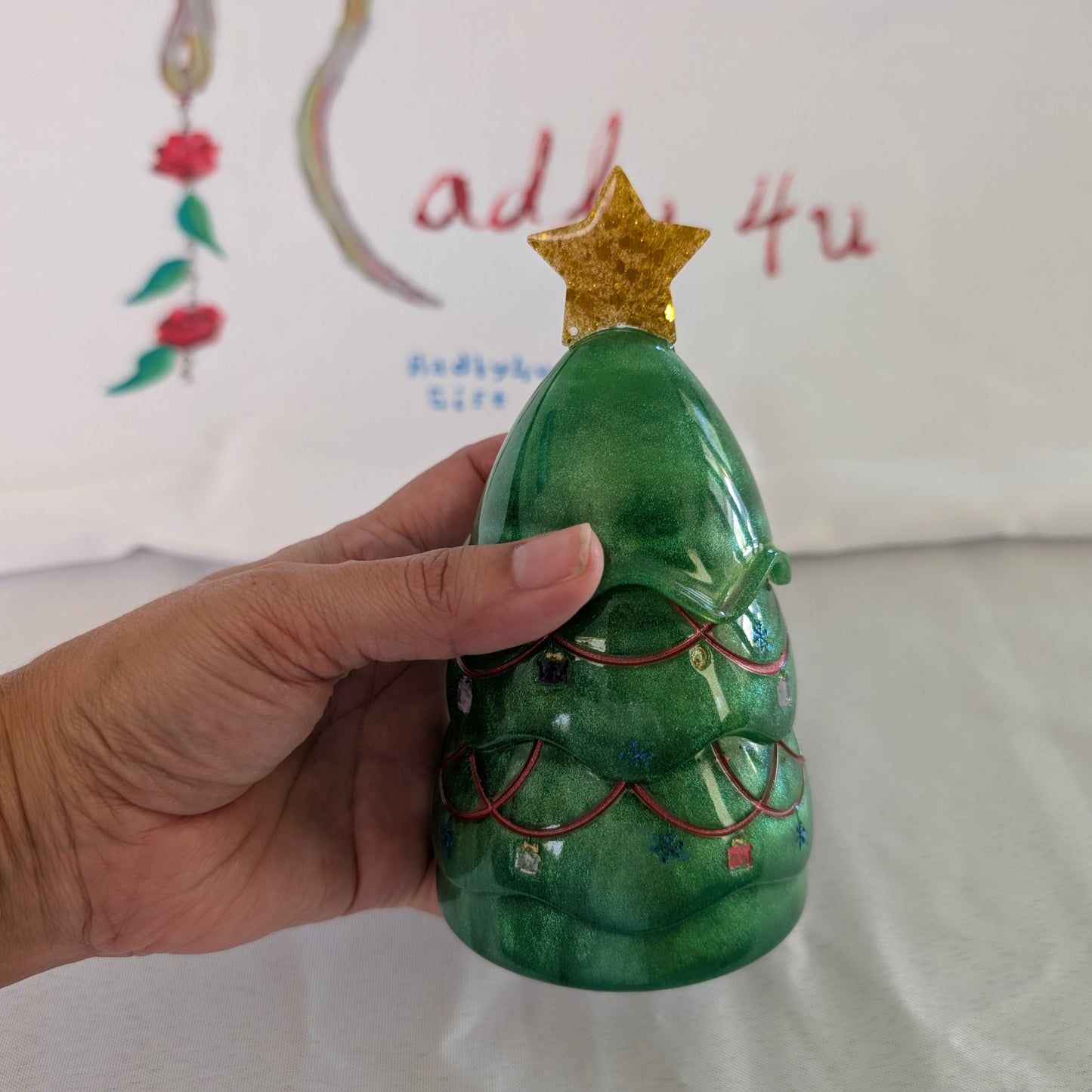 Knickknack - Resin Christmas tree trinket with lid