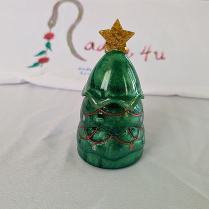 Knickknack - Resin Christmas tree trinket with lid