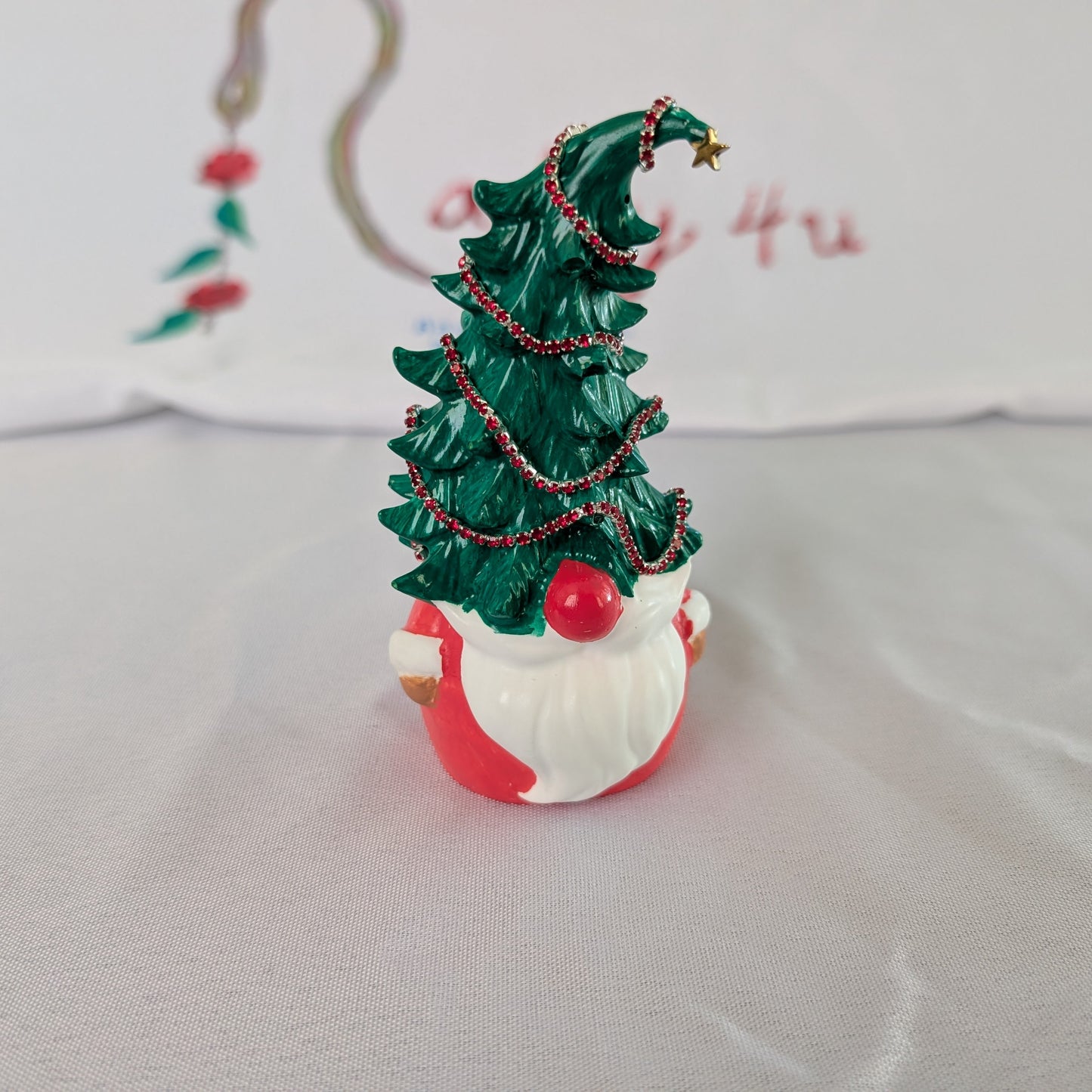 Knickknack - Resin Gnome with Christmas tree