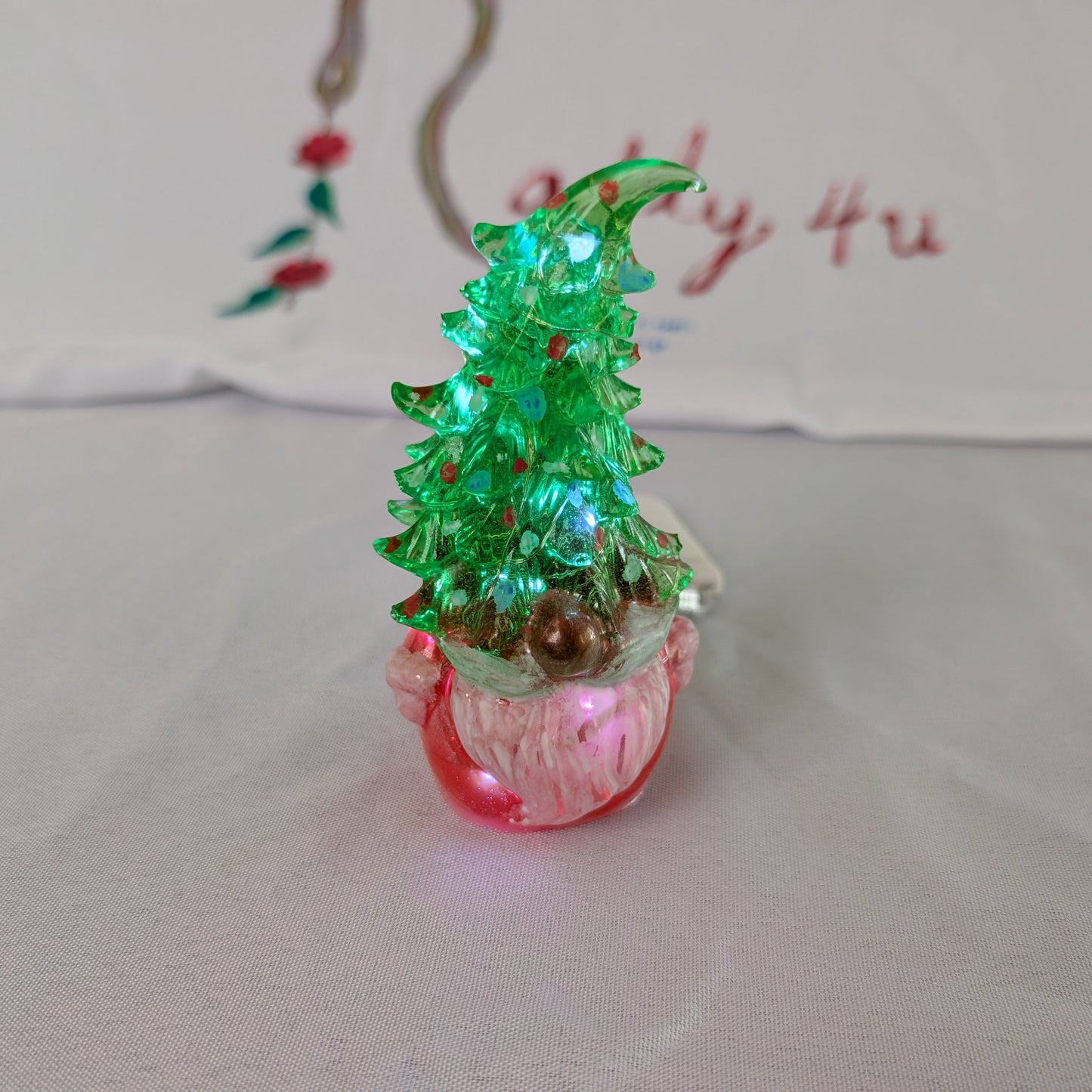 Knickknack - Resin Gnome with Christmas tree