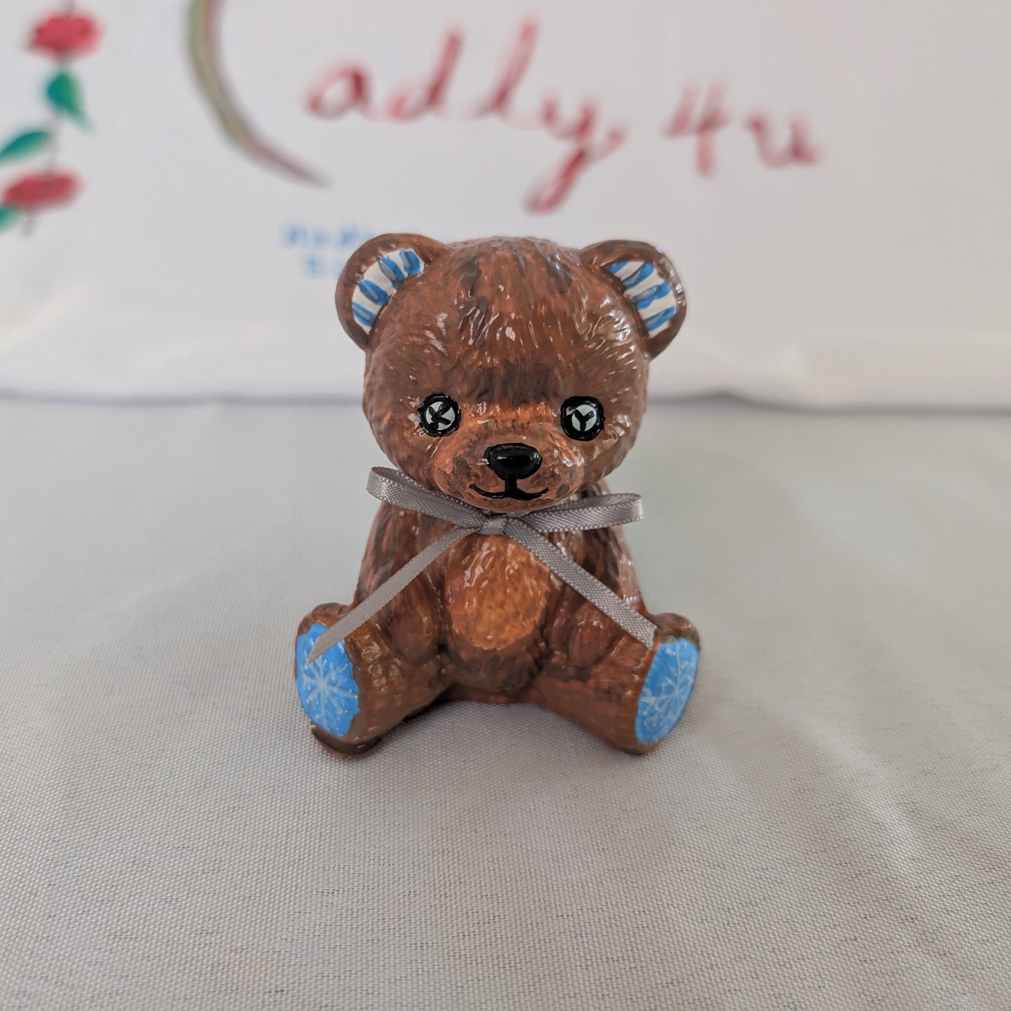 Knickknack - Resin Teddy bear