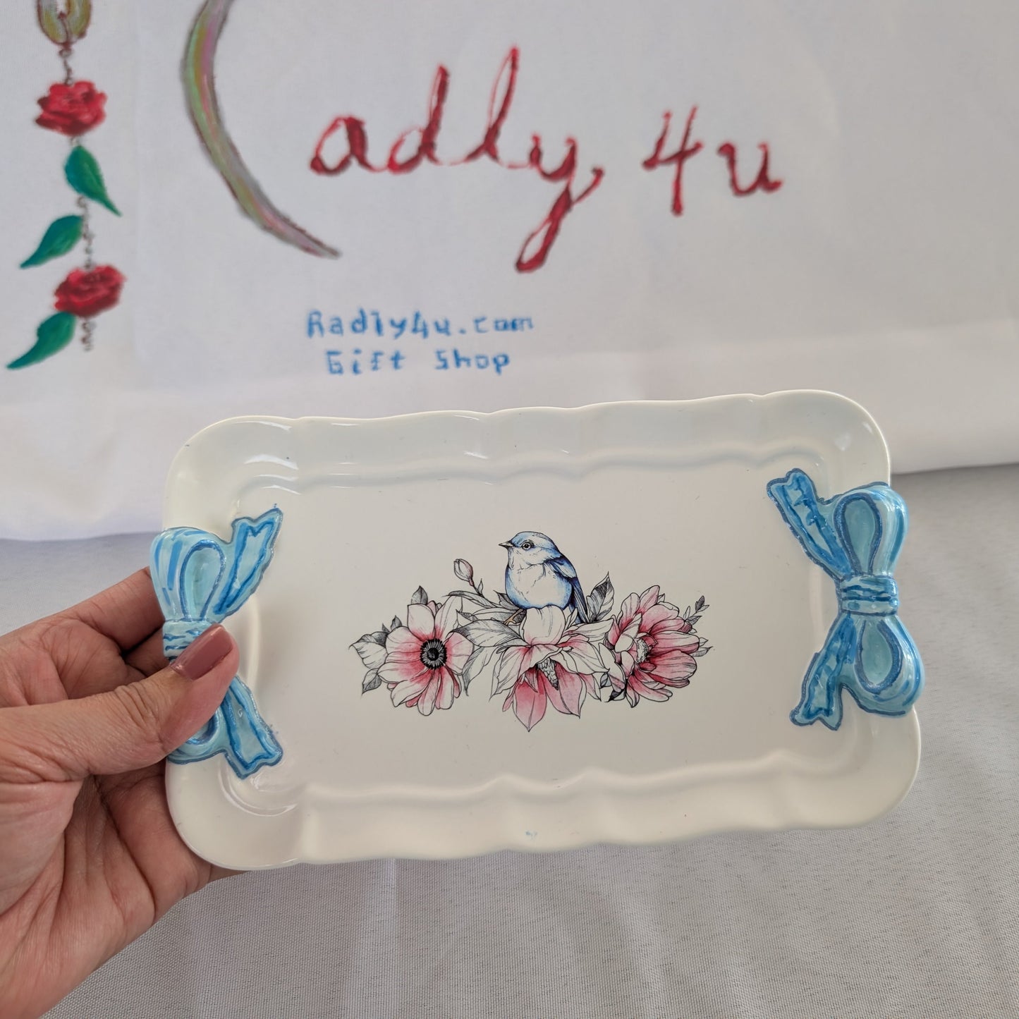 Knickknack - Resin rectangle trinket tray with bows