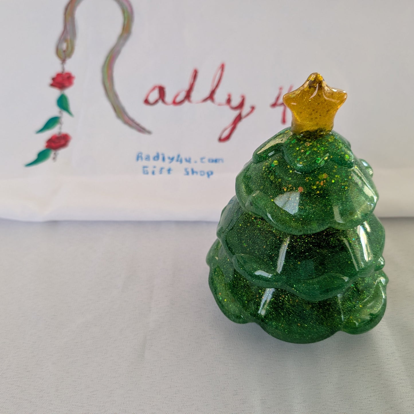 Knickknack - Resin Christmas tree trinket 3 part