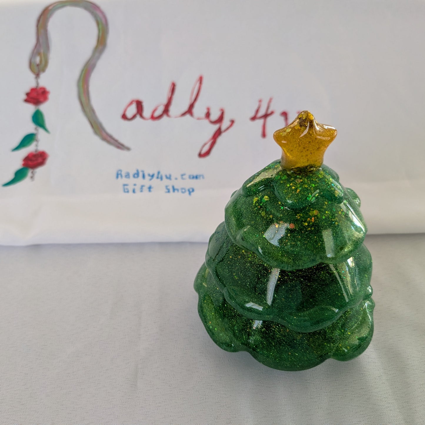 Knickknack - Resin Christmas tree trinket 3 part