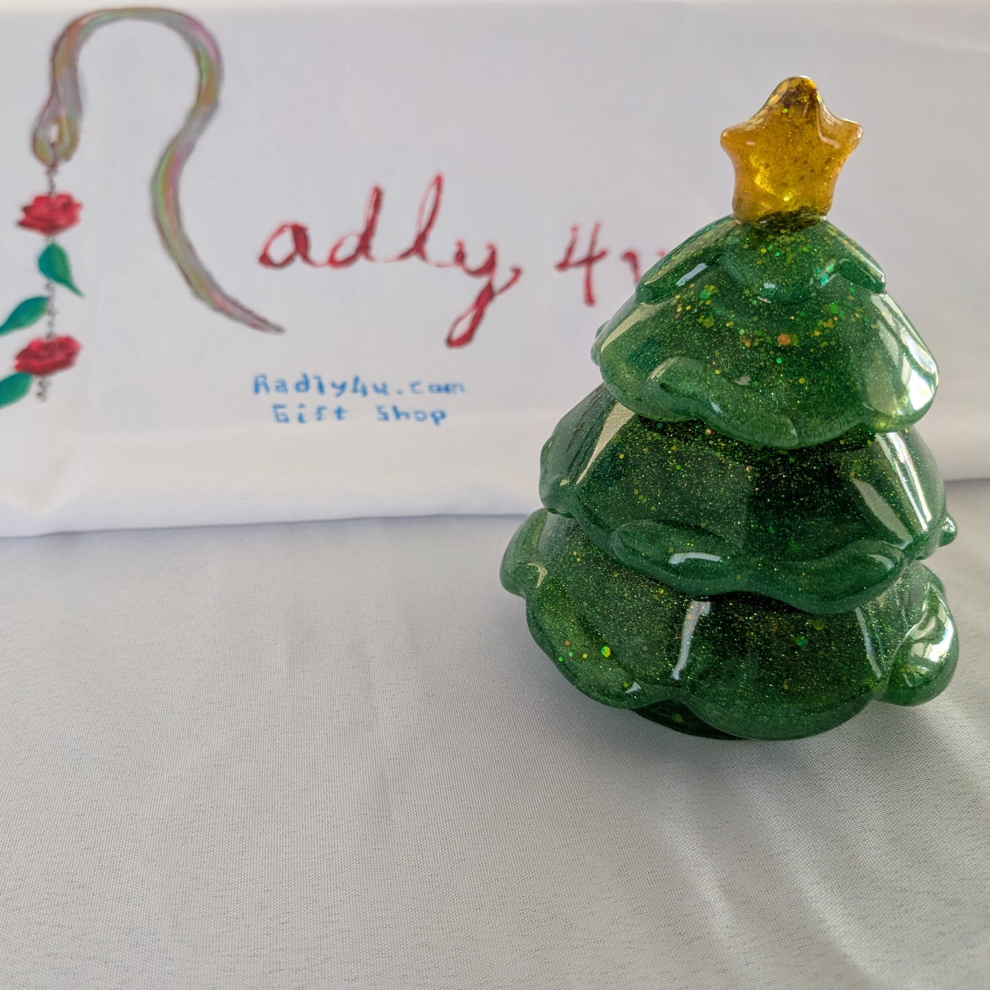 Knickknack - Resin Christmas tree trinket 3 part