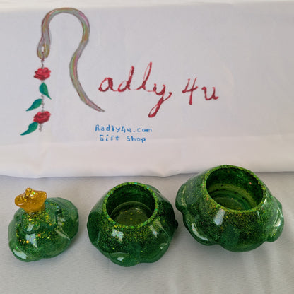 Knickknack - Resin Christmas tree trinket 3 part