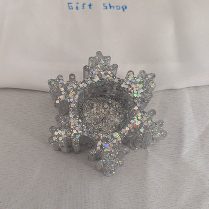 Knickknack - Resin Snowflake tea light/trinket holder