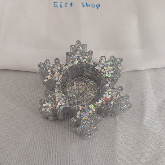 Knickknack - Resin Snowflake tea light/trinket holder