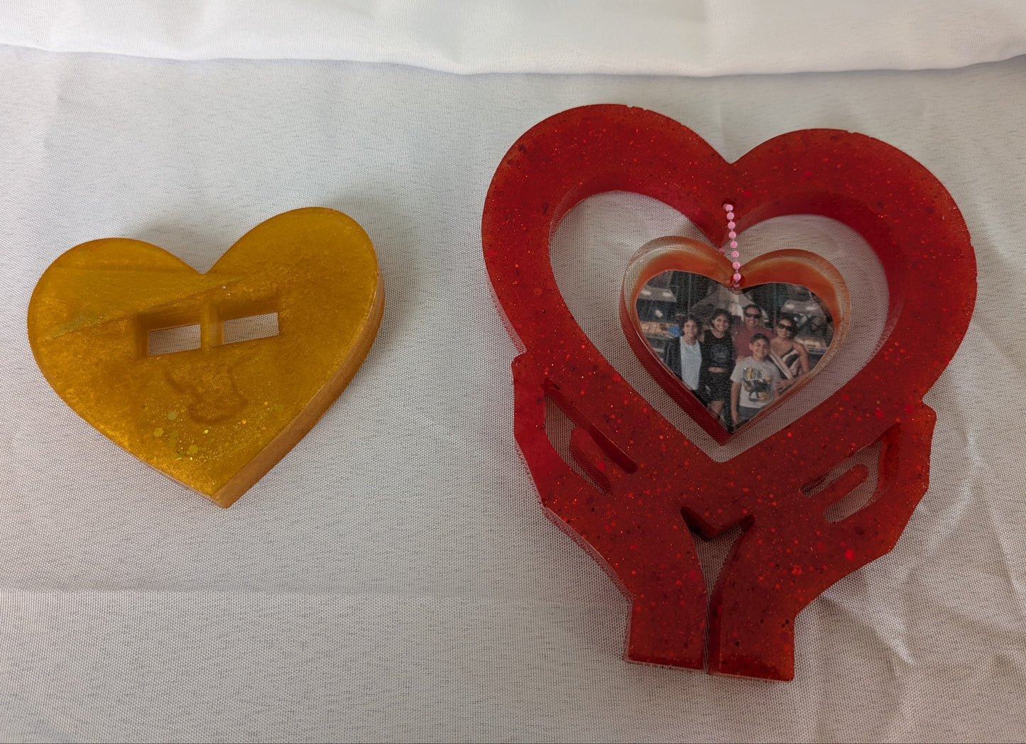 Knickknack - Hands with heart photo (custom)