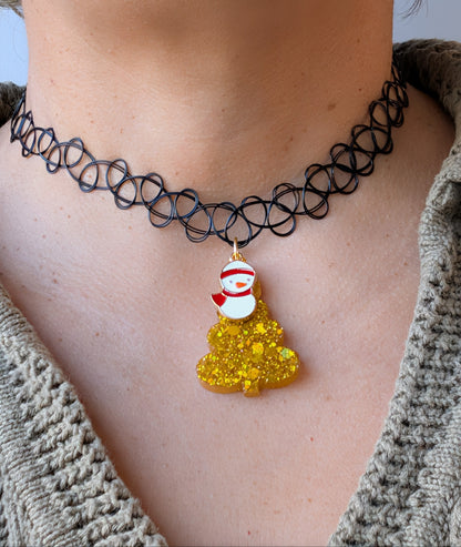 Necklace - Choker Adjustable Stretchy Elastic Necklace with resin holiday pendant and charm