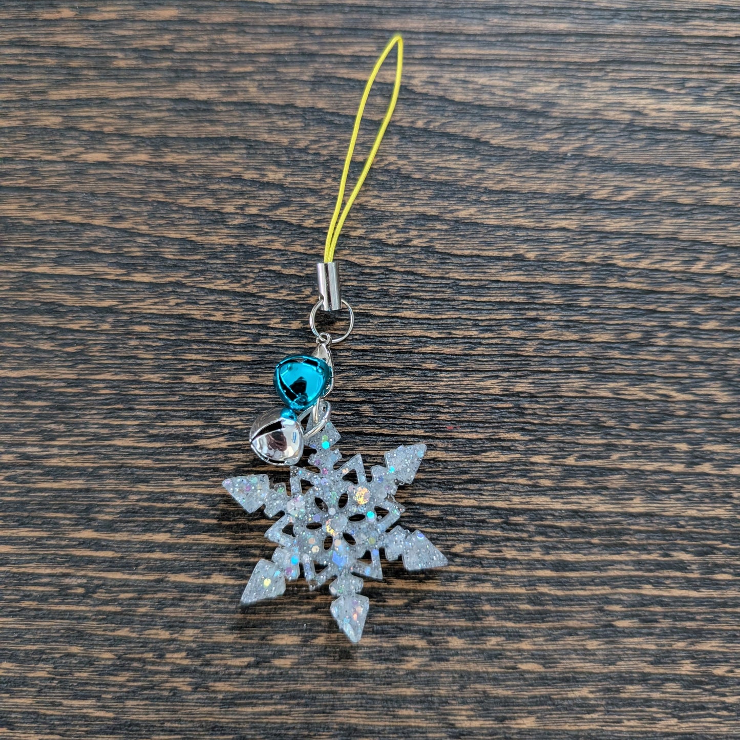 Phone charm - Resin snowflake with jingle bells