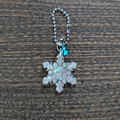 Keychain - Resin snowflake with jingle bells