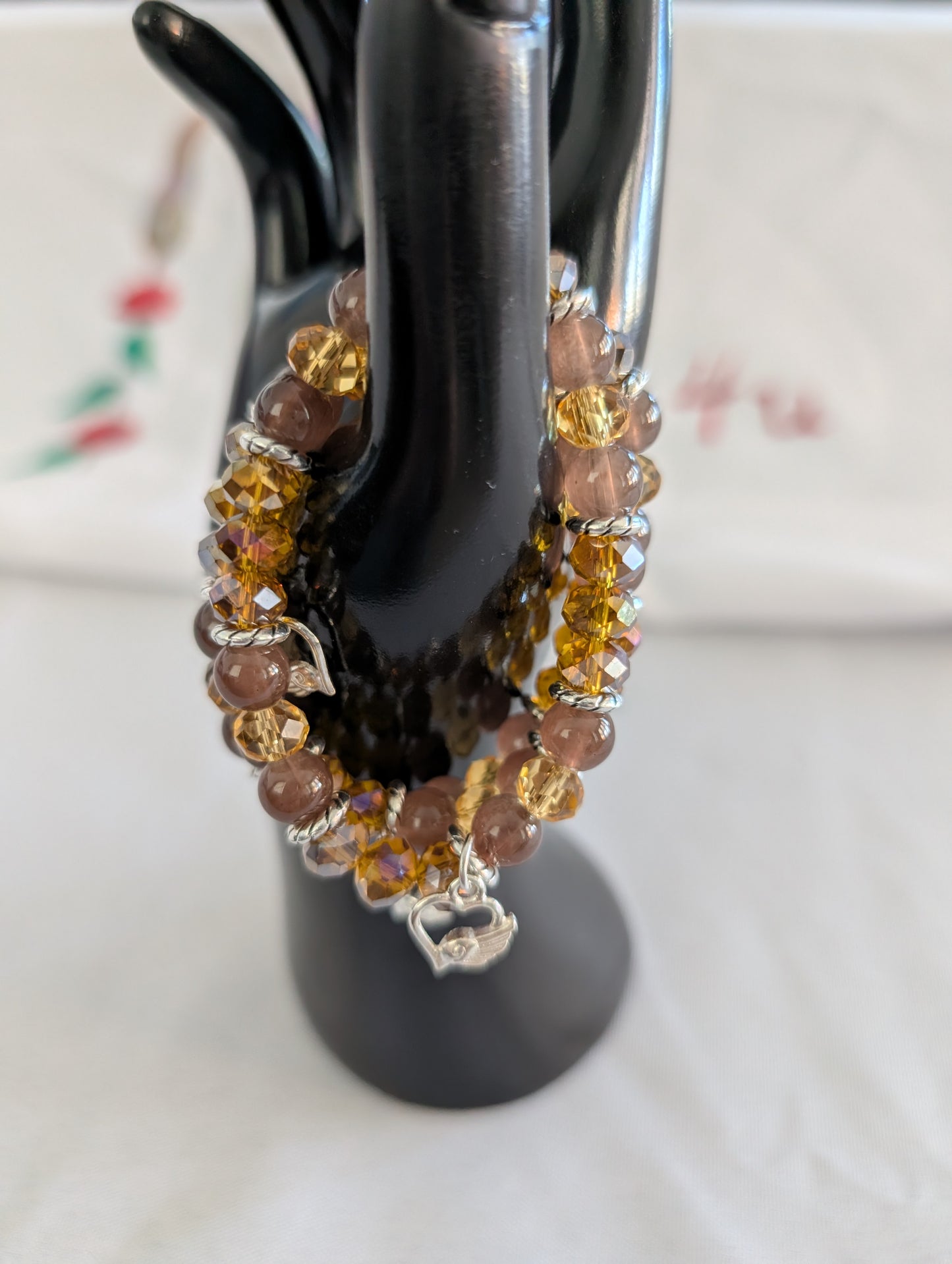 Bracelet - Elastic brown & gold beads with heart charm