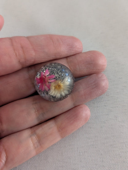 Pin - 3D small dried flower resin pin with silver butterfly clutch