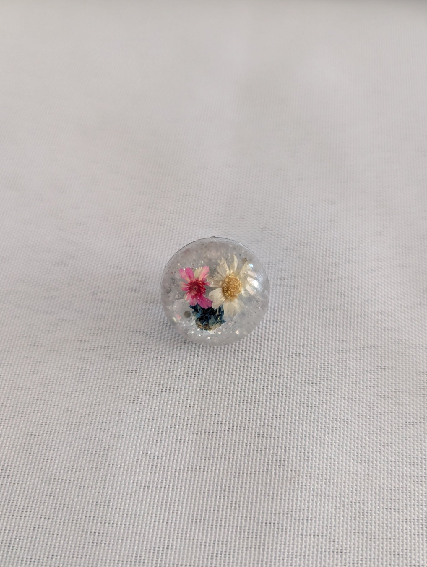 Pin - 3D small dried flower resin pin with silver butterfly clutch