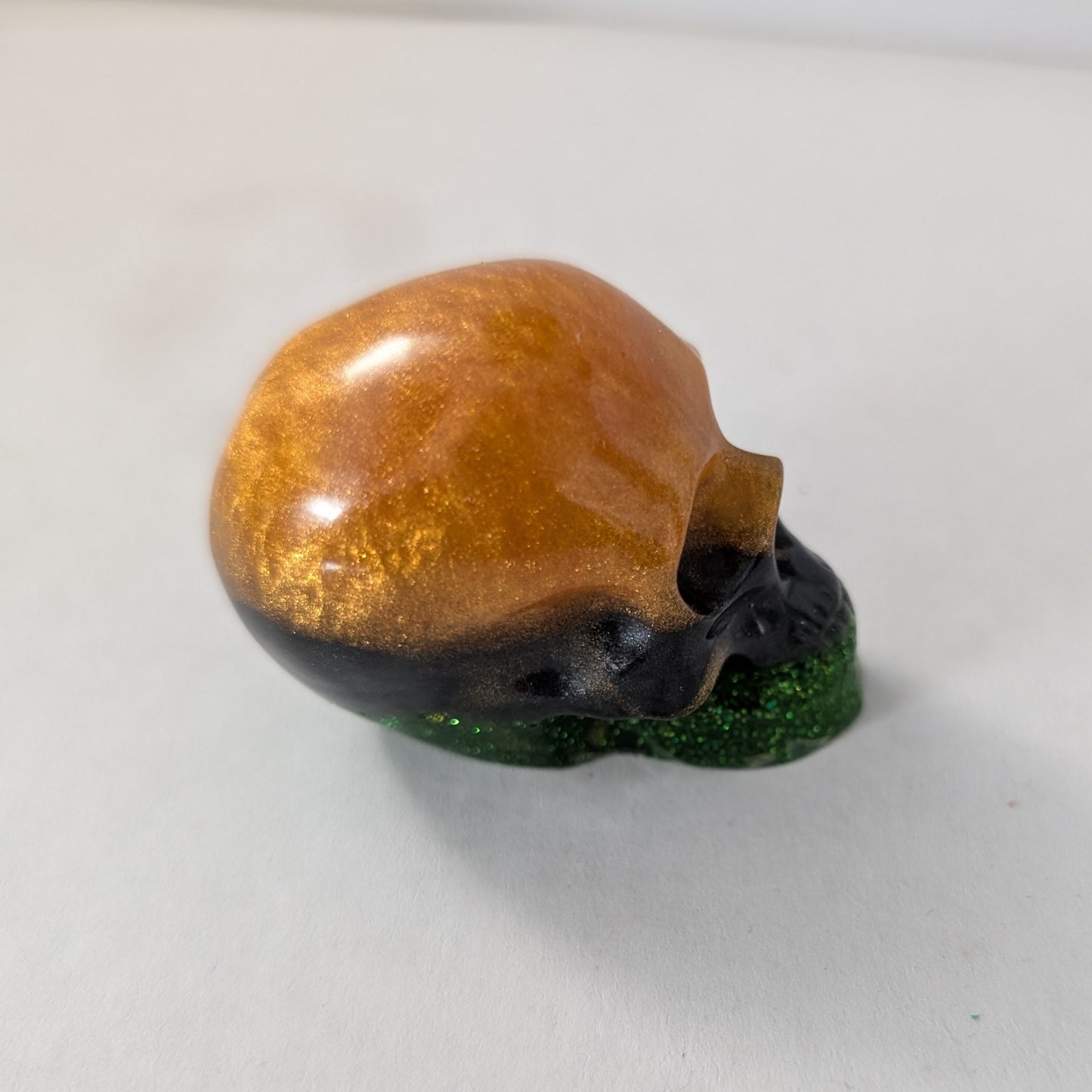 Small resin skull trinket