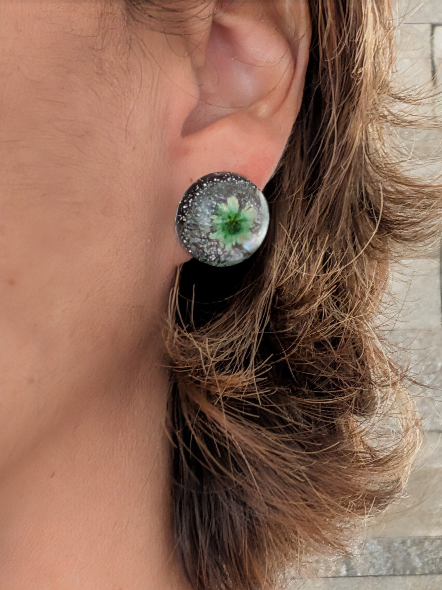 Earrings - 3D Dried flowers Resin on post