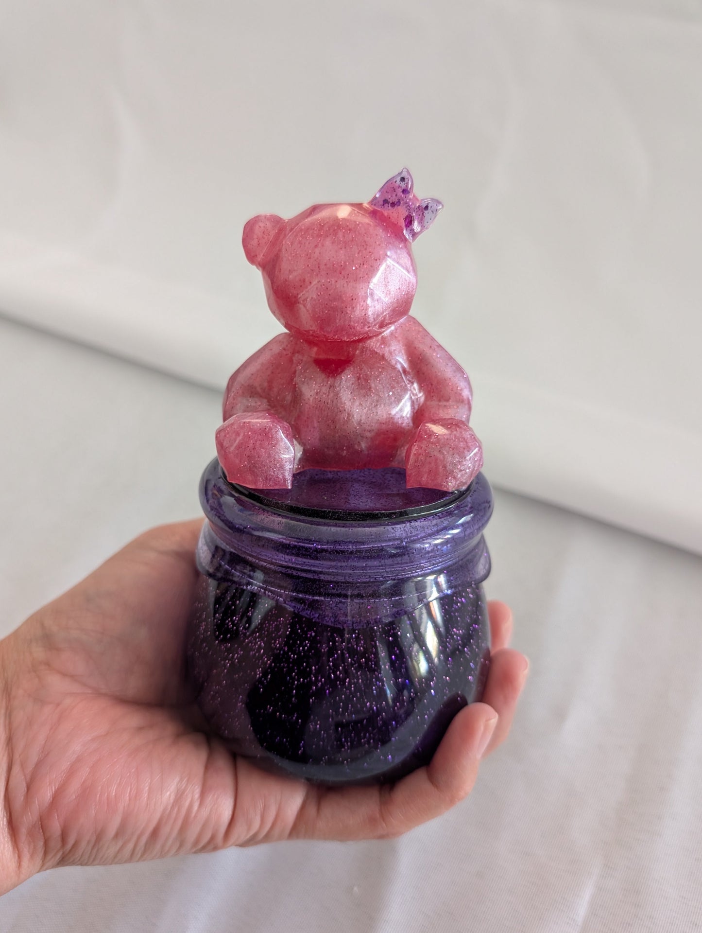 "Handmade Resin Honey Jar with Bear Lid - Unique Home Decor & Storage"