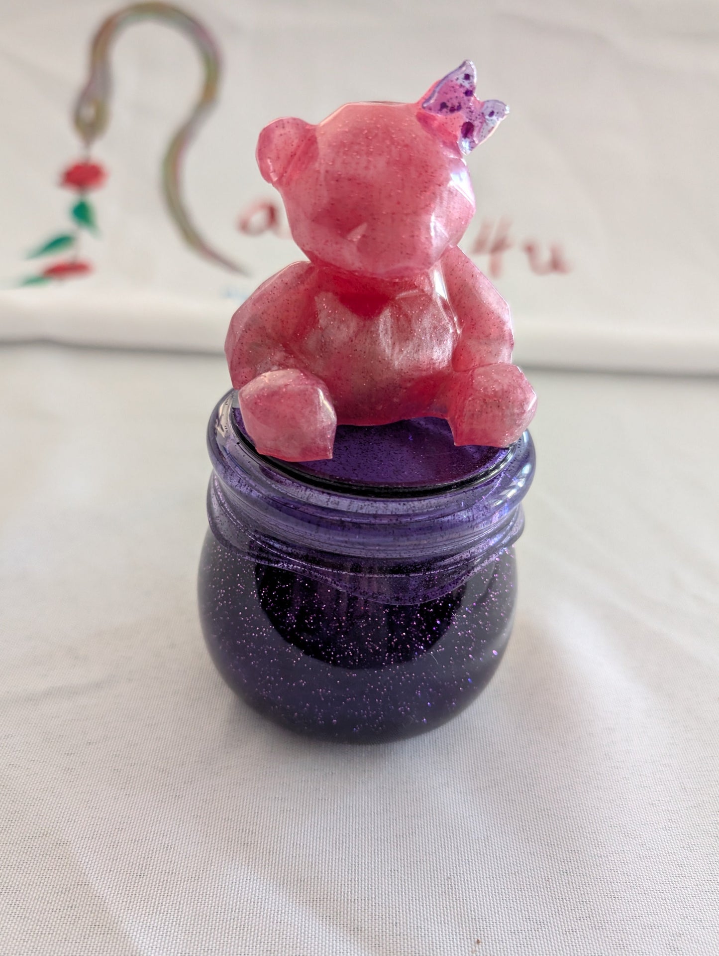 "Handmade Resin Honey Jar with Bear Lid - Unique Home Decor & Storage"