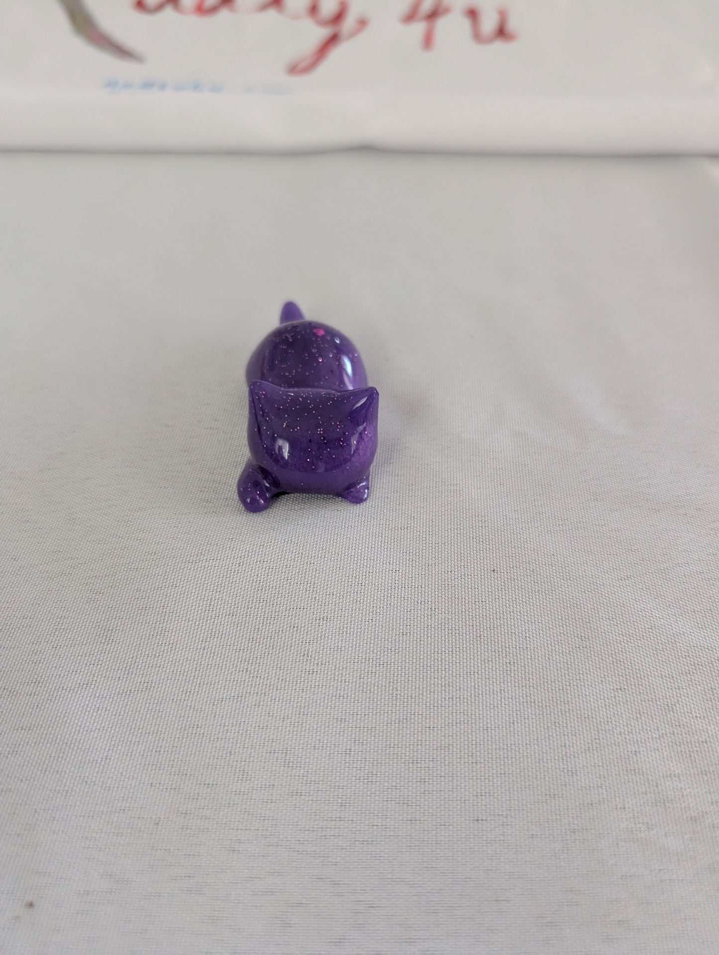Resin small purple cat trinket