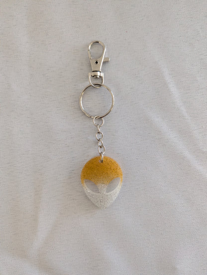 Keychain - Resin alien face