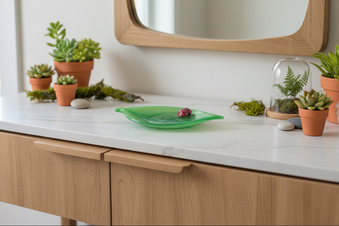 Handmade Resin leaf with ladybug Trinket/Jewelry tray