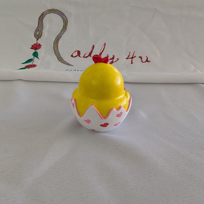 "Love Hatch" Resin Chick Figurine – Hand-Painted Ceramic-Style Knickknack