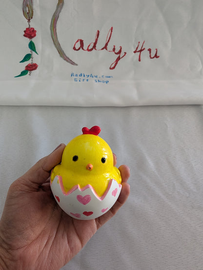 "Love Hatch" Resin Chick Figurine – Hand-Painted Ceramic-Style Knickknack