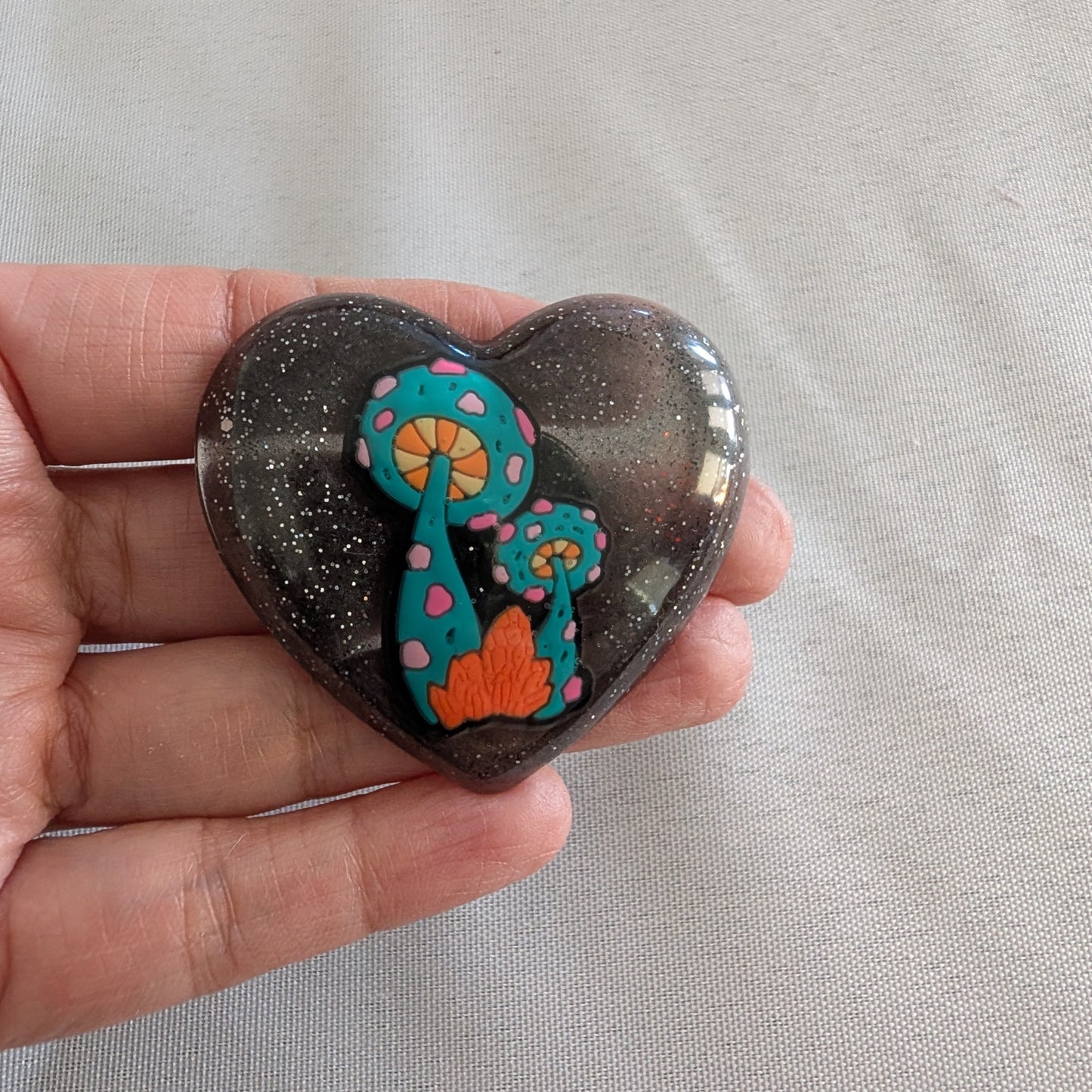 Magnet - Mushroom Resin Heart