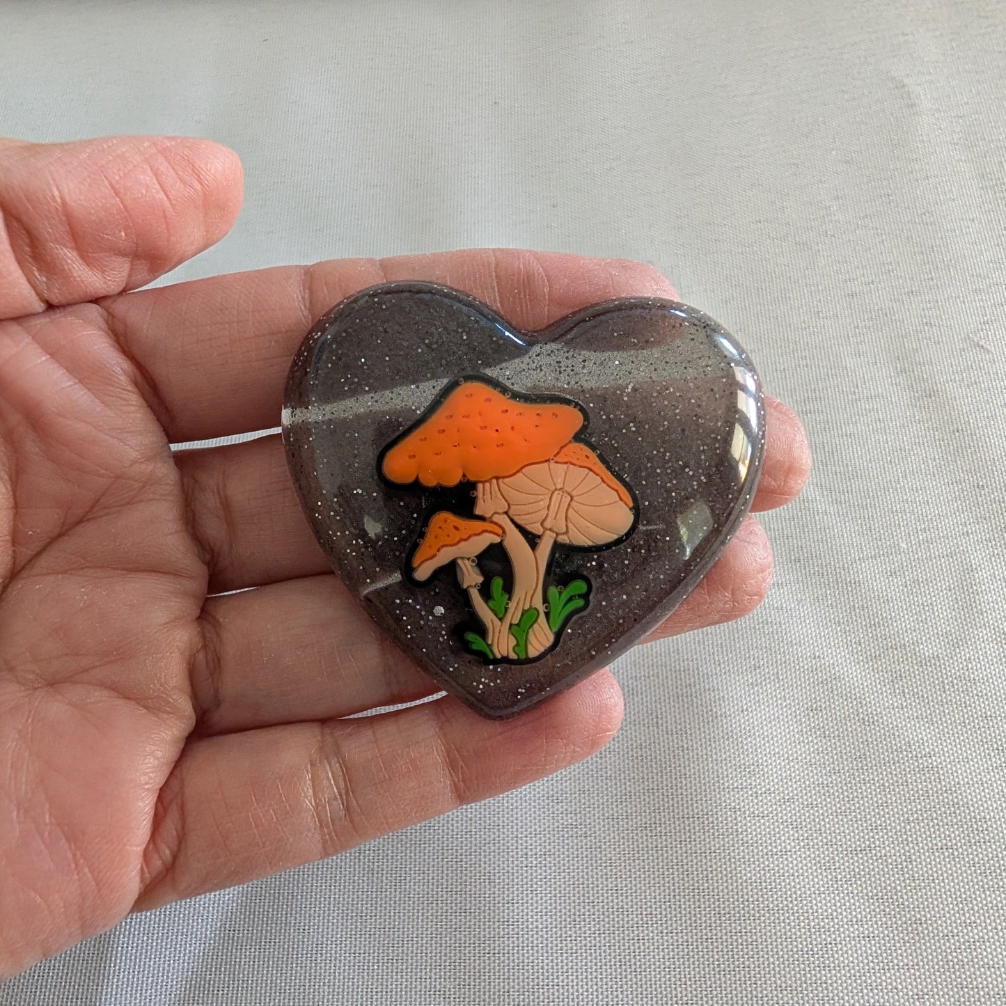 Magnet - Mushroom Resin Heart