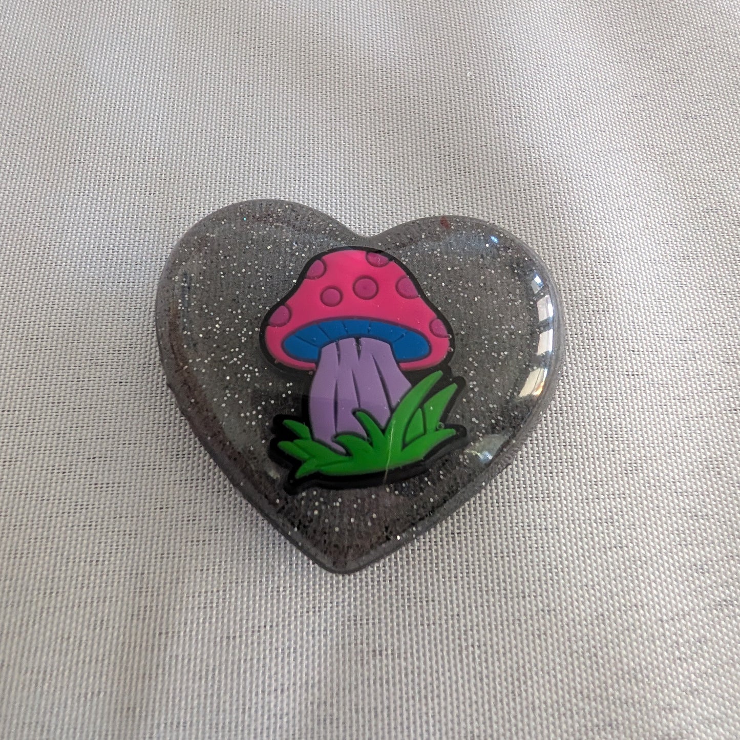 Magnet - Mushroom Resin Heart