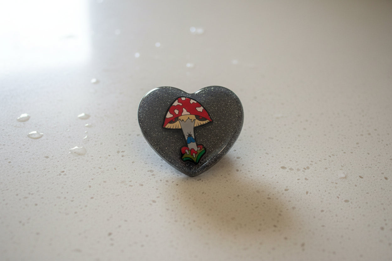 Magnet - Mushroom Resin Heart
