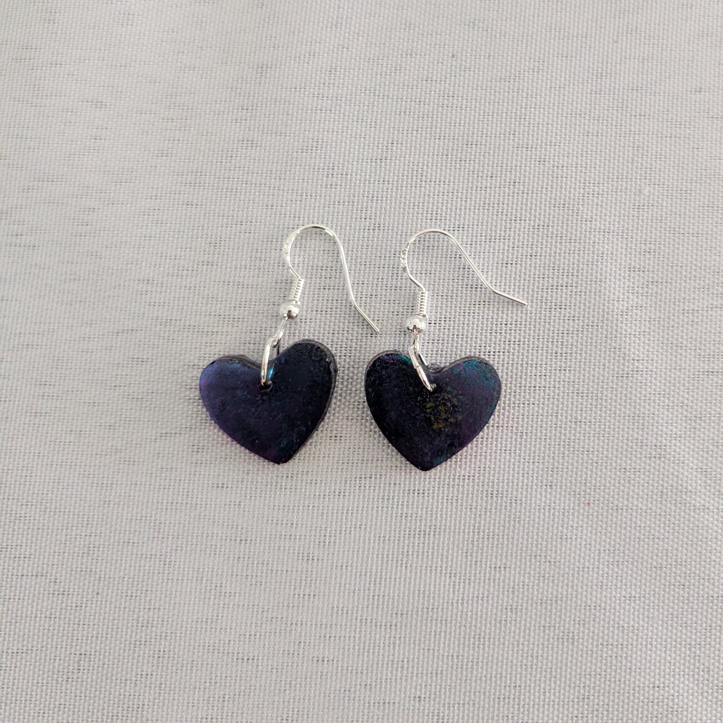 Earrings - Resin small heart on 925 hook