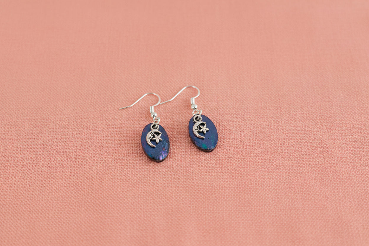 Earrings - Resin small oval with silver charm on 925 silver hook
