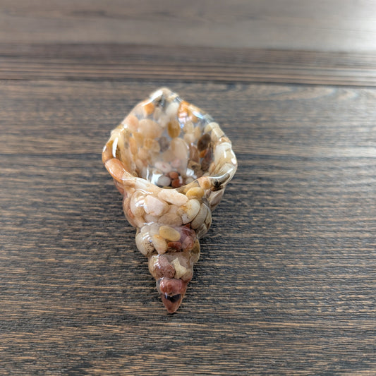 Knickknack - Resin trinket conch/sea snail A dish