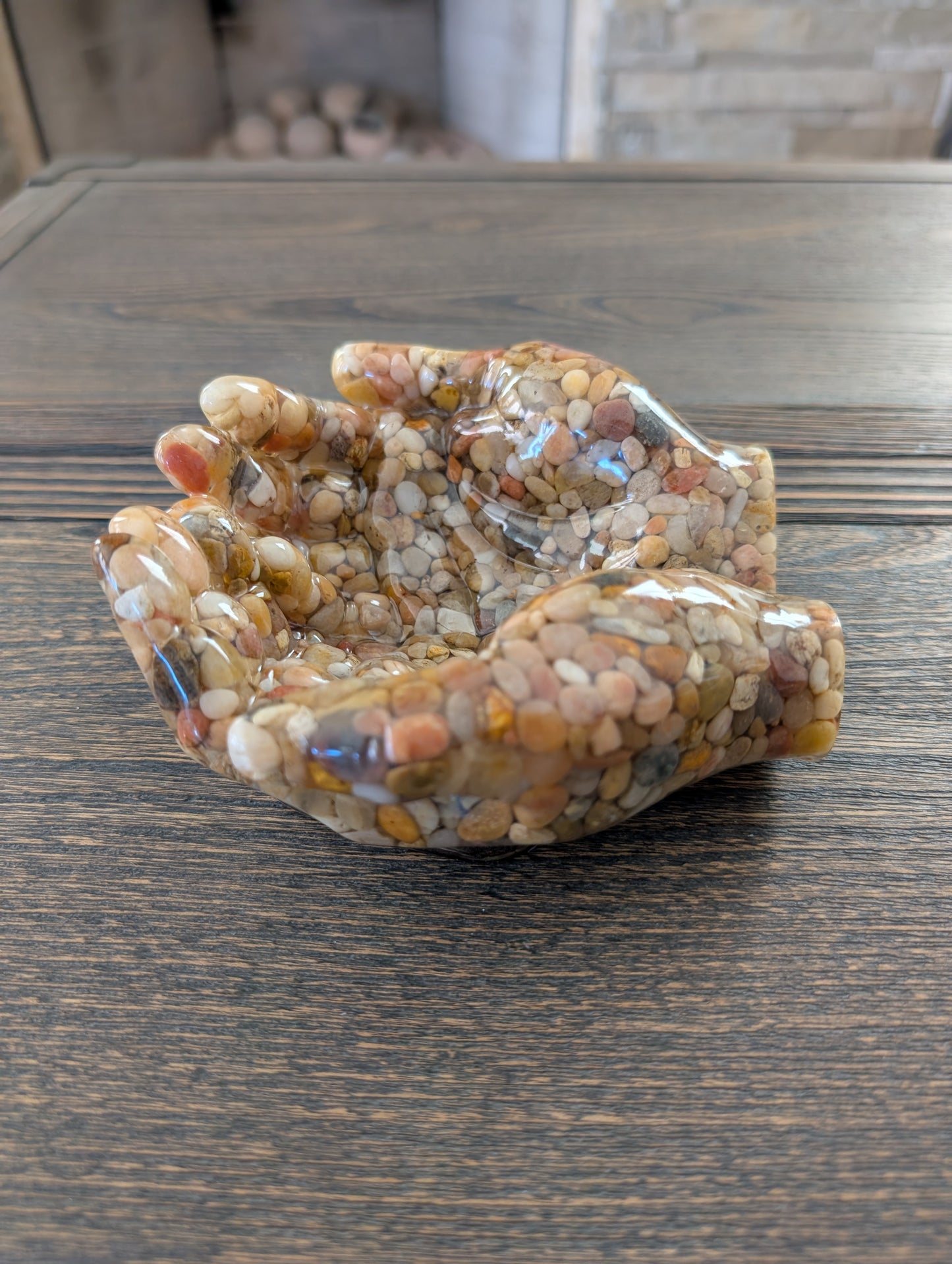 Resin Reaching Hands Jewelry Holder – Unique Catch-all Tray for Rings & Keys