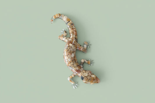 9-Inch Resin Lizard Knickknack – Hand-Painted Trinket for Animal Lovers