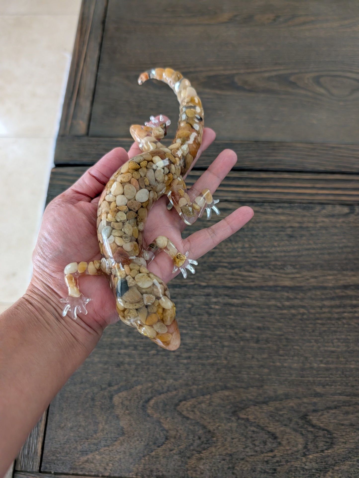 9-Inch Resin Lizard Knickknack – Hand-Painted Trinket for Animal Lovers
