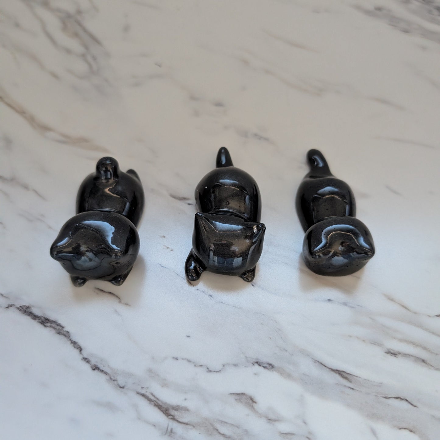 Resin small black cat trinket