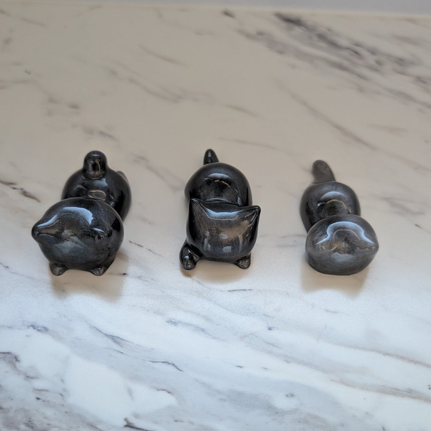 Resin small charcoal cat trinket
