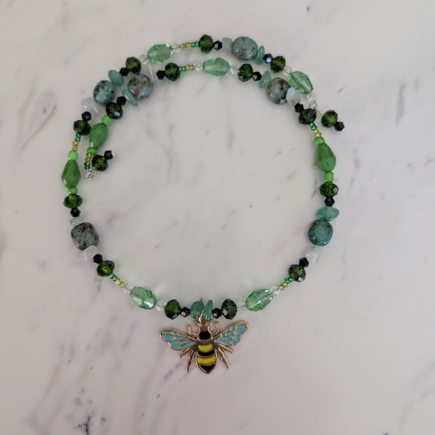 African Turquoise & Amazonite Memory Wire Choker – Gold Bee Charm Collar Necklace