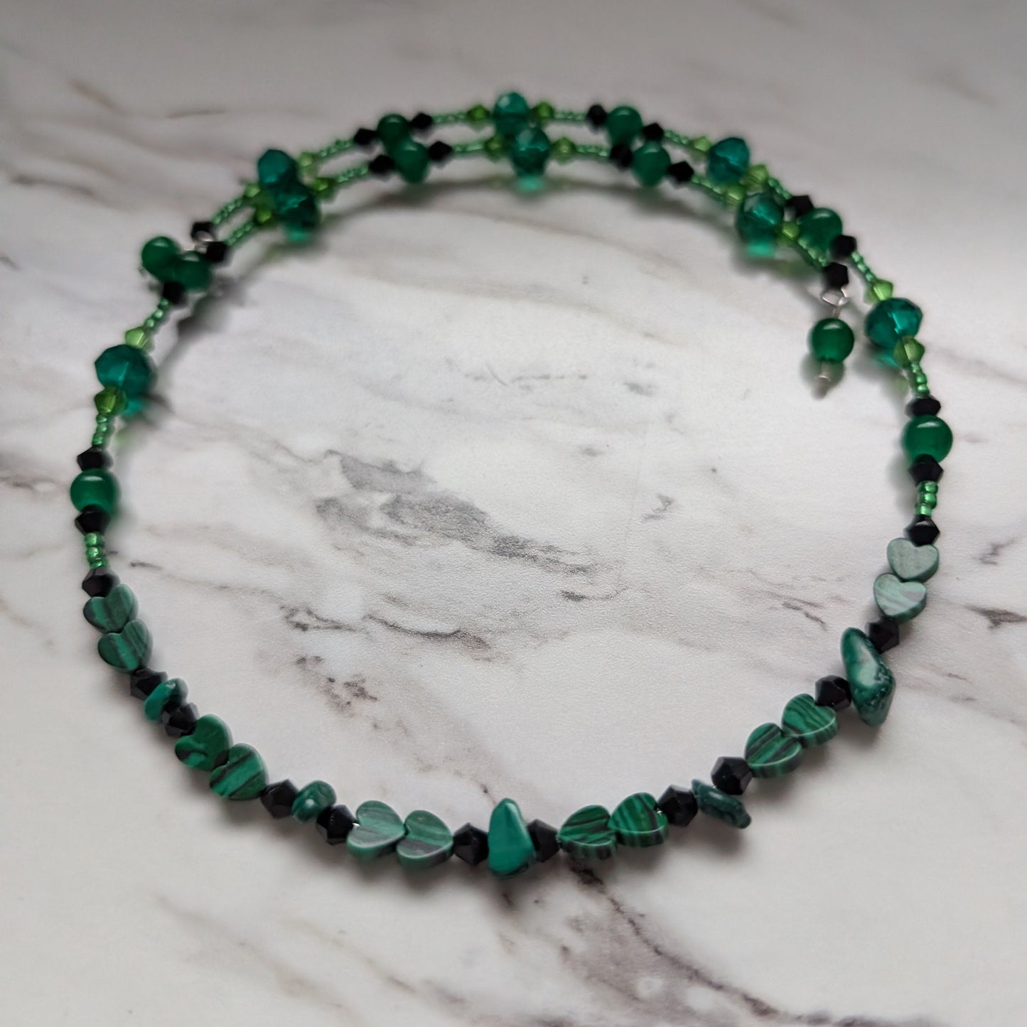 Malachite Heart & Green Glass Crystal Beaded Memory Wire Choker Necklace