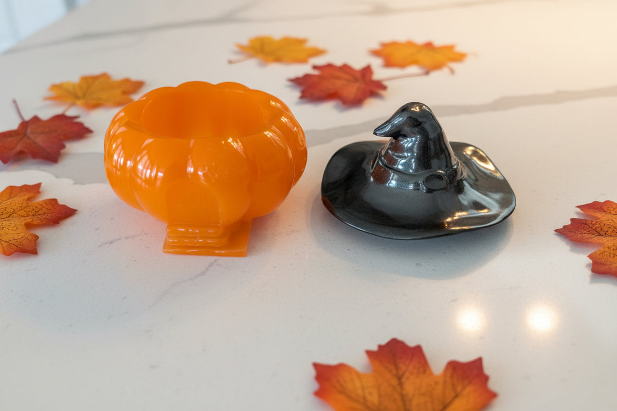Resin pumpkin house trinket with hat lid