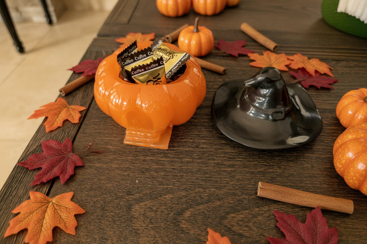 Resin pumpkin house trinket with hat lid