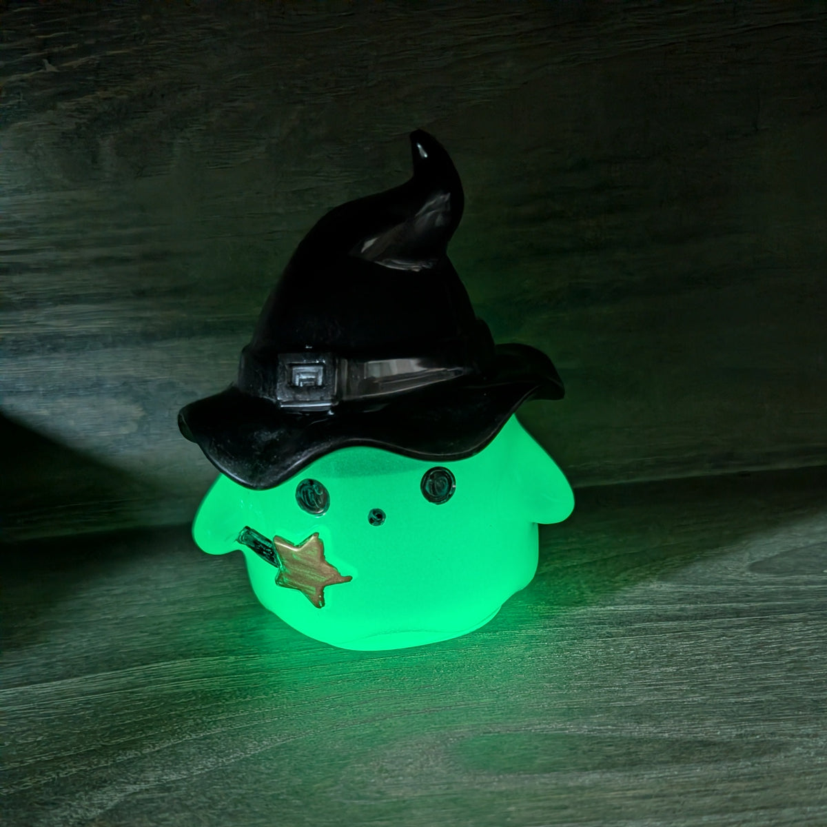 Handcrafted Resin Ghost Trinket Jar with Witch Hat Lid | Glow-in-the-Dark, Classic Pearl White & Mystical Purple