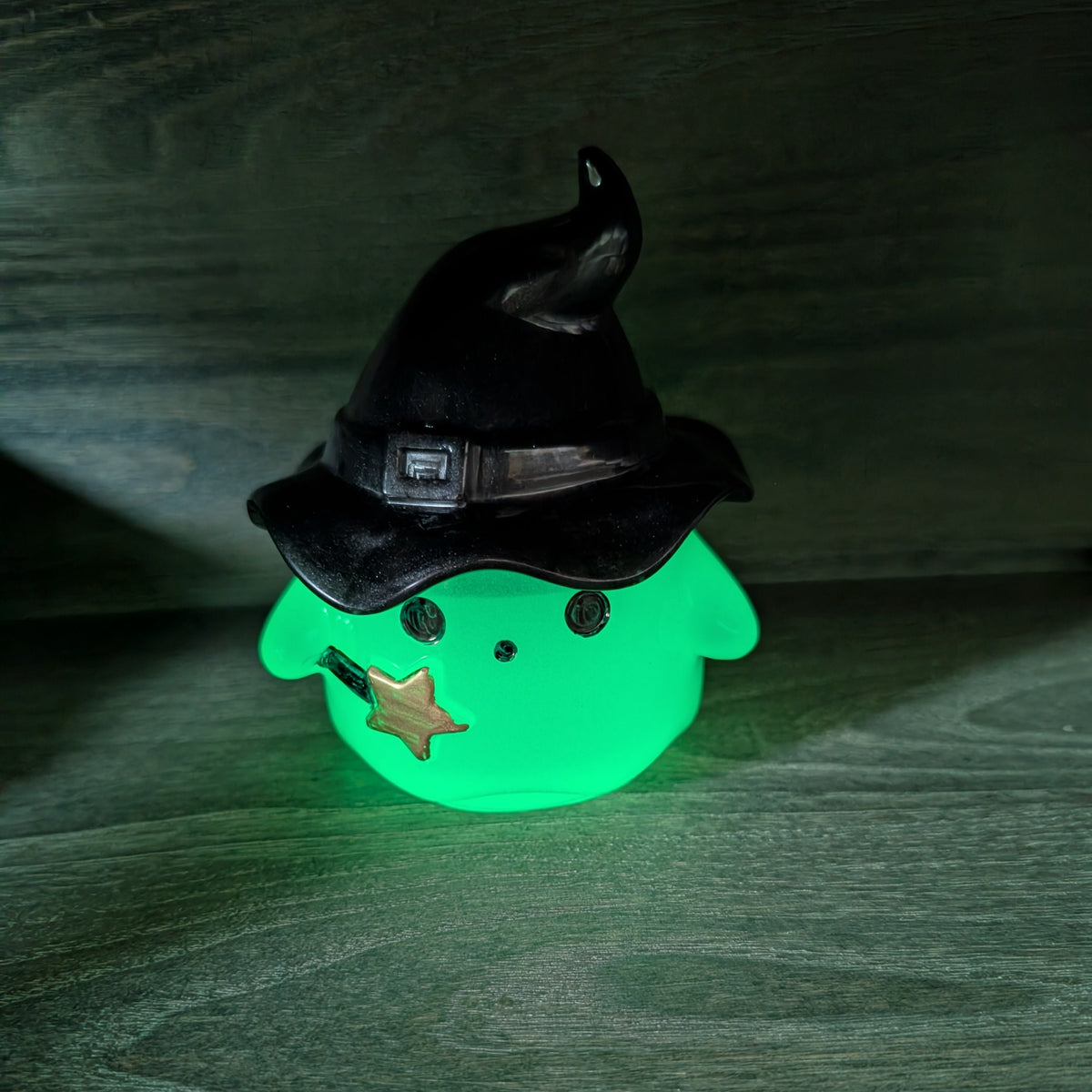 Handcrafted Resin Ghost Trinket Jar with Witch Hat Lid | Glow-in-the-Dark, Classic Pearl White & Mystical Purple